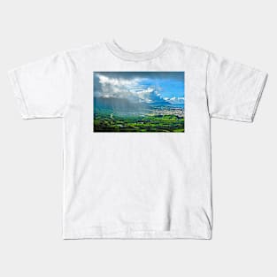 Pali Lookout Showers Kids T-Shirt